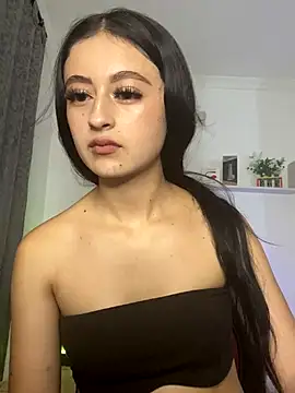 Snapshot of SOL_EF chatting on 11.28.25 SOL EF online show from 11.28.25