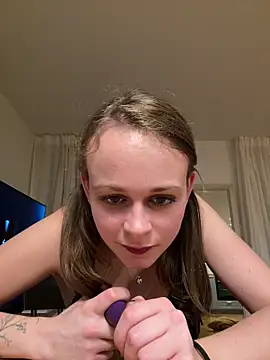 norafack33 online show from 11.24.25