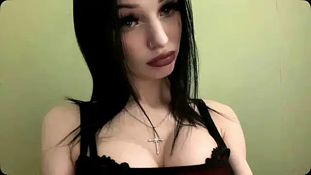 Snapshot of Joan_Meoweere chatting on 11.30.25 Joan Meoweere online show from 11.30.25