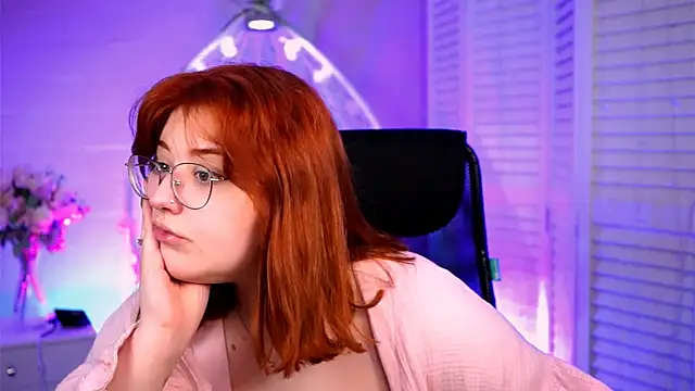 StaceyJensen online show from 04.11.26