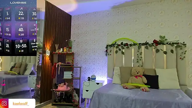 kaelwolf tay online show from 02.11.26