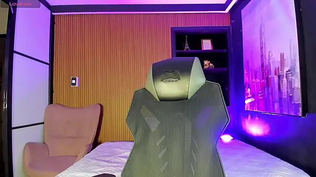 DeboraCopper online show from 02.26.26