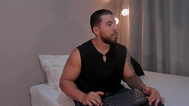 owen seth1 online show from 03.07.26