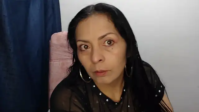 Paolahotty online show from 01.07.26