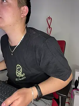 Snapshot of Daisuke_01 chatting on 02.17.26 Daisuke 01 online show from 02.17.26