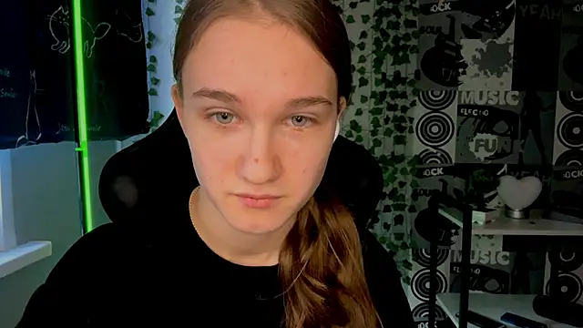 helgicuteness online show from 02.15.26