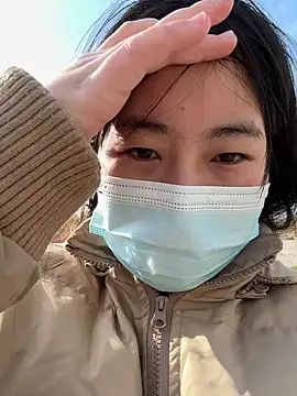 Snapshot of duoduobaby chatting on 11.27.25 duoduobaby online show from 11.27.25