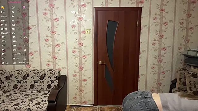 Snapshot of Katebarbie chatting on 02.05.26 Katebarbie online show from 02.05.26