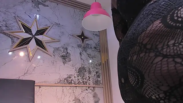 ZoeCollin online show from 02.04.26