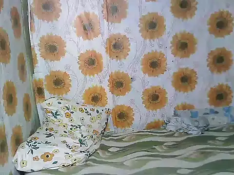 Smilinglovely online show from 03.28.26