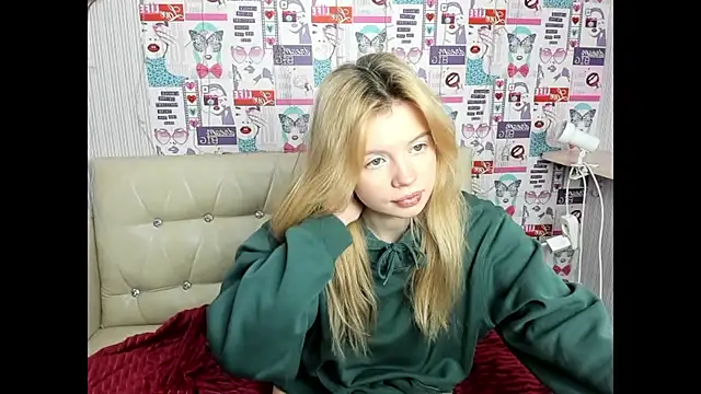 AlysaMeow online show from 11.28.25