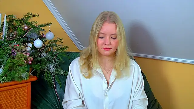 EmilyEvanse online show from 12.14.25