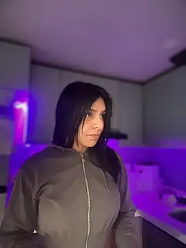 SaraAndrade  online show from 04.07.26