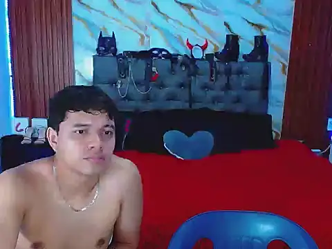 Meryandcris online show from 12.16.25