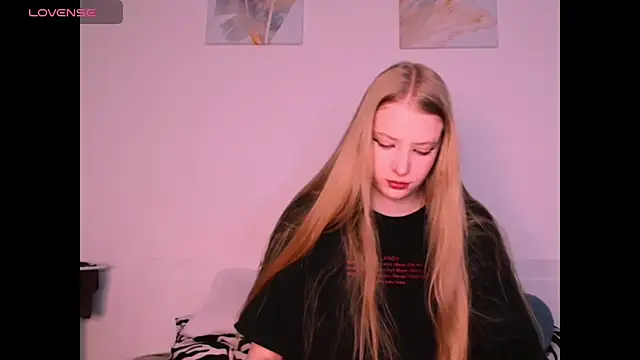  Milana Sparkl75  online show from 01.08.26