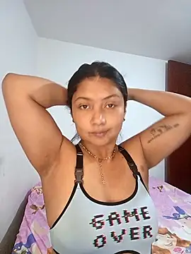 Snapshot of LatinSAR chatting on 12.03.25 LatinSAR online show from 12.03.25