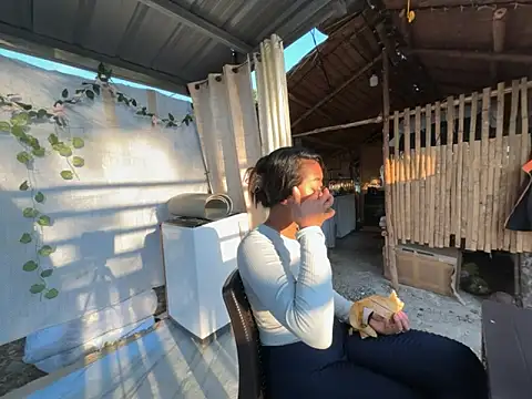 Juliet official pro online show from 04.02.26