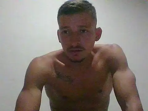 Snapshot of monojerez chatting on 12.20.25 monojerez online show from 12.20.25