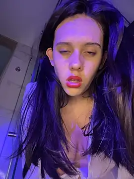 Samantafoxx  online show from 12.18.25