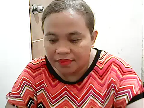 Snapshot of cutechubby chatting on 06.10.26 cutechubby online show from 06.10.26