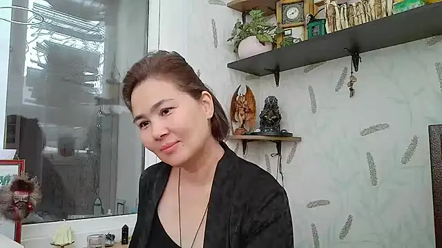 Nettie Allie online show from 12.03.25