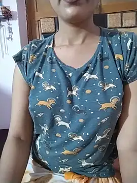 RASHMI SHARMA9 online show from 06.03.26