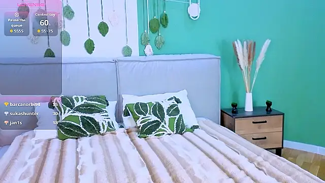 Danielle Eddwards online show from 02.10.26