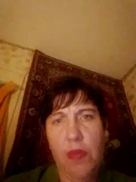 Snapshot of LusiaD chatting on 11.26.25 LusiaD online show from 11.26.25