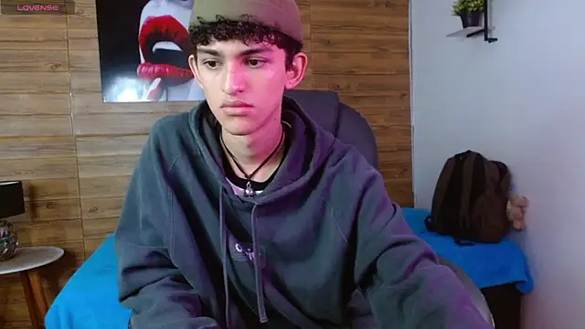 Michaelkoiv online show from 11.27.25