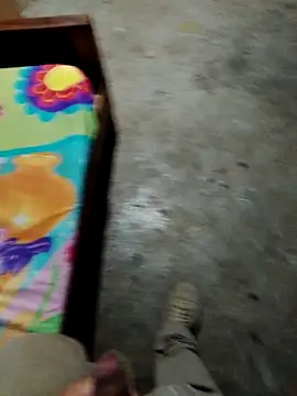 Snapshot of ciro860218 chatting on 12.04.25 ciro860218 online show from 12.04.25