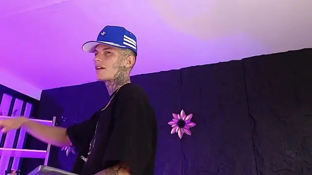 Paulo 527 online show from 02.11.26