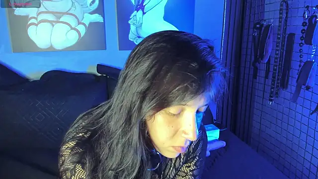 nora temptress online show from 04.10.26