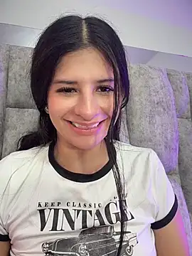 ZafiraNavarro online show from 05.11.26