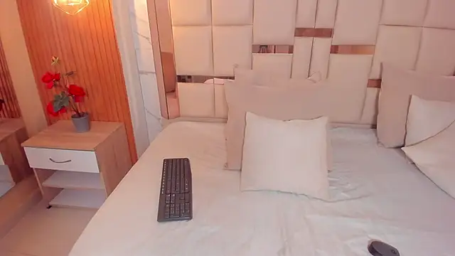 Snapshot of samantha_quinnn chatting on 02.22.26 samantha quinnn online show from 02.22.26