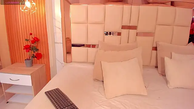 Snapshot of samantha_quinnn chatting on 03.10.26 samantha quinnn online show from 03.10.26