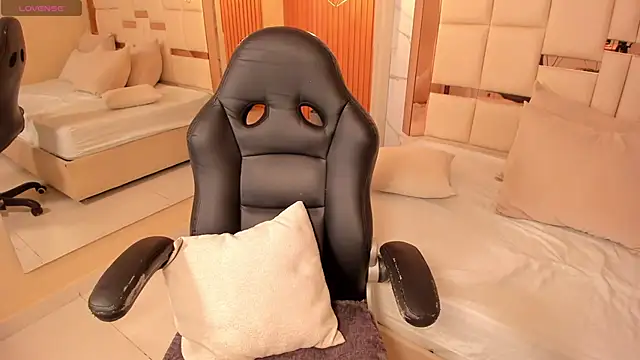 Snapshot of samantha_quinnn chatting on 03.15.26 samantha quinnn online show from 03.15.26