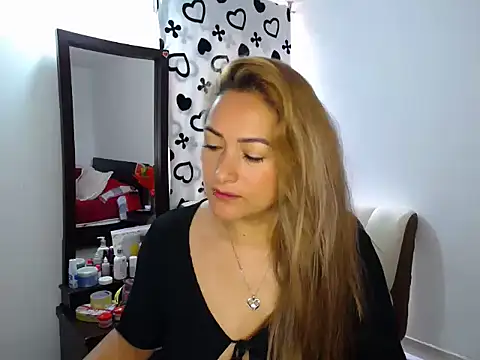 ximenaxcite19 online show from 12.20.25