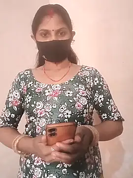 Snapshot of Pooja_bhabhi00 chatting on 12.01.25 Pooja bhabhi00 online show from 12.01.25