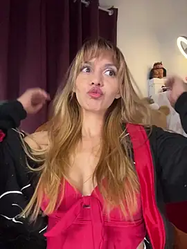   PrettyWoman   online show from 11.30.25