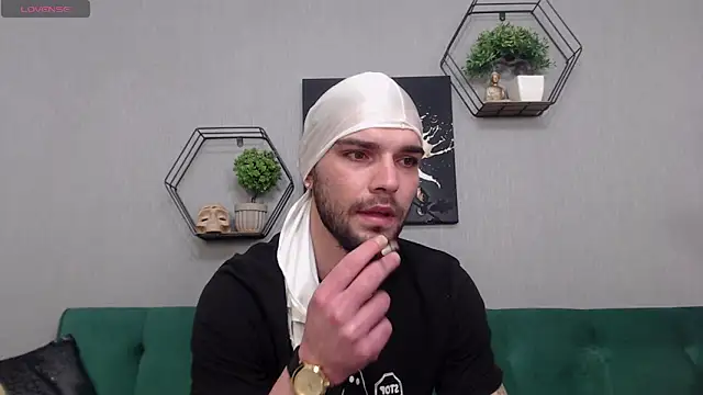 KaneHunter online show from 04.15.26