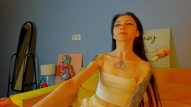 Ellen Hops online show from 12.03.25