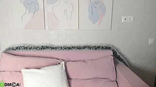 Ellen Hops online show from 12.22.25