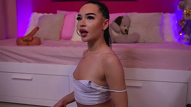 sashalorenzz online show from 12.21.25