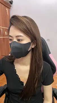 Lunamoon68 online show from 04.25.26