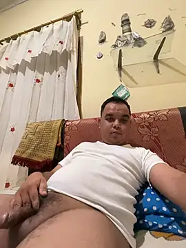 Snapshot of aril200117 chatting on 03.14.26 aril200117 online show from 03.14.26