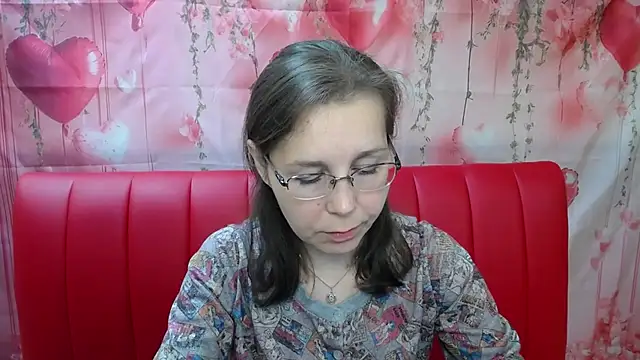 Snapshot of DaisyEdit chatting on 04.25.26 DaisyEdit online show from 04.25.26