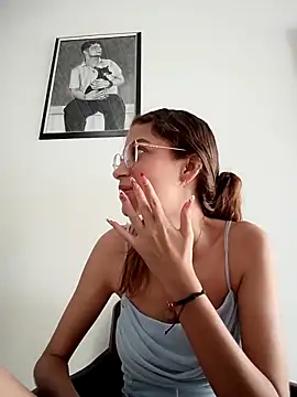 Vanneskk online show from 12.17.25