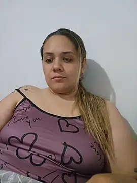 LoreinnFox online show from 05.05.26