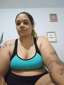 LoreinnFox online show from 05.23.26