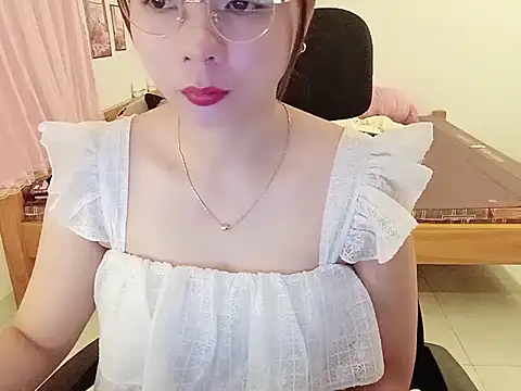 BabyDoll1999 online show from 05.19.26